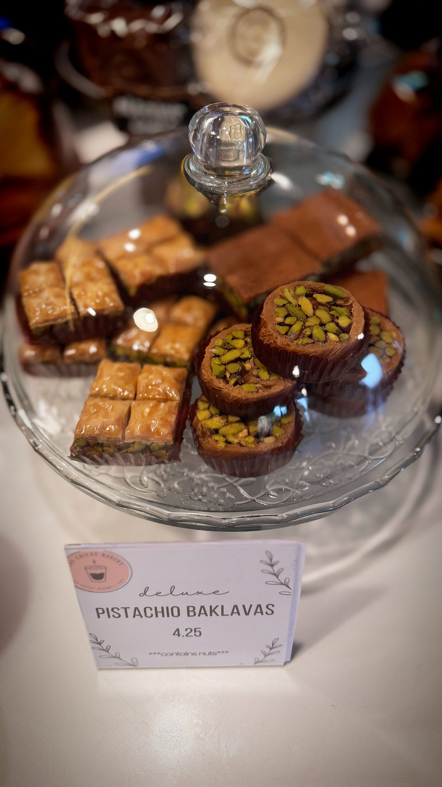 Baklava Mabroumeh Pistachio 6p